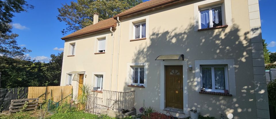 Traditional house 8 rooms of 397 m² in Meulan-en-Yvelines (78250)