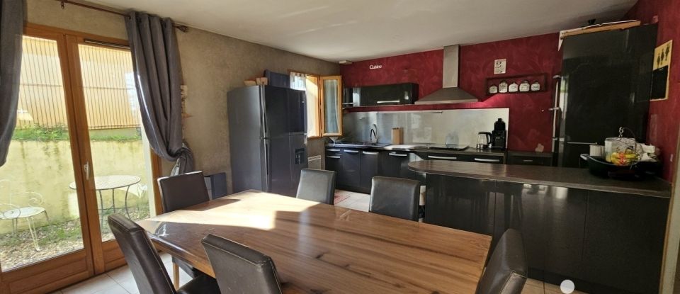 Maison traditionnelle 8 pièces de 397 m² à Meulan-en-Yvelines (78250)