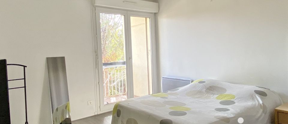 House 4 rooms of 100 m² in Gardanne (13120)