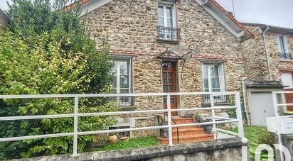 House 7 rooms of 115 m² in Villeneuve-le-Roi (94290)