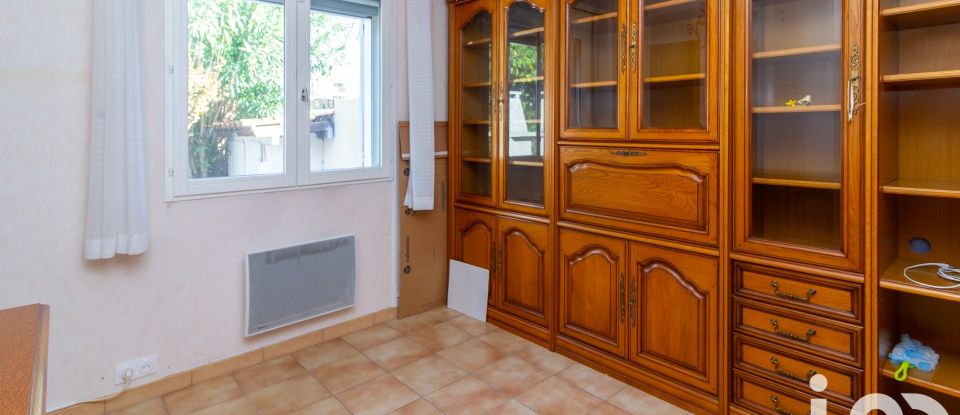 House 4 rooms of 80 m² in La Crau (83260)