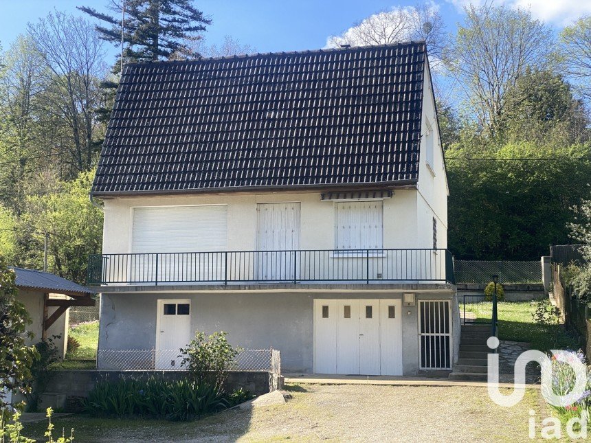 Maison traditionnelle 5 pièces de 120 m² à Souppes-sur-Loing (77460)