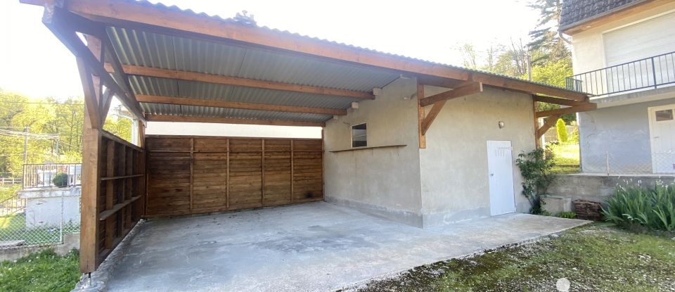 Maison traditionnelle 5 pièces de 120 m² à Souppes-sur-Loing (77460)