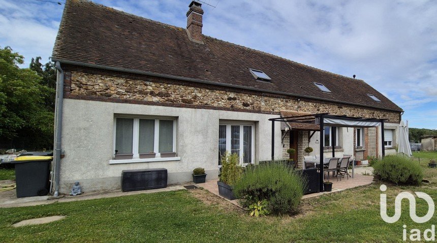 Country house 5 rooms of 169 m² in Illiers-Combray (28120)