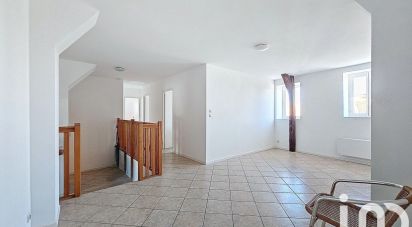 Appartement 4 pièces de 85 m² à Cosne-Cours-sur-Loire (58200)