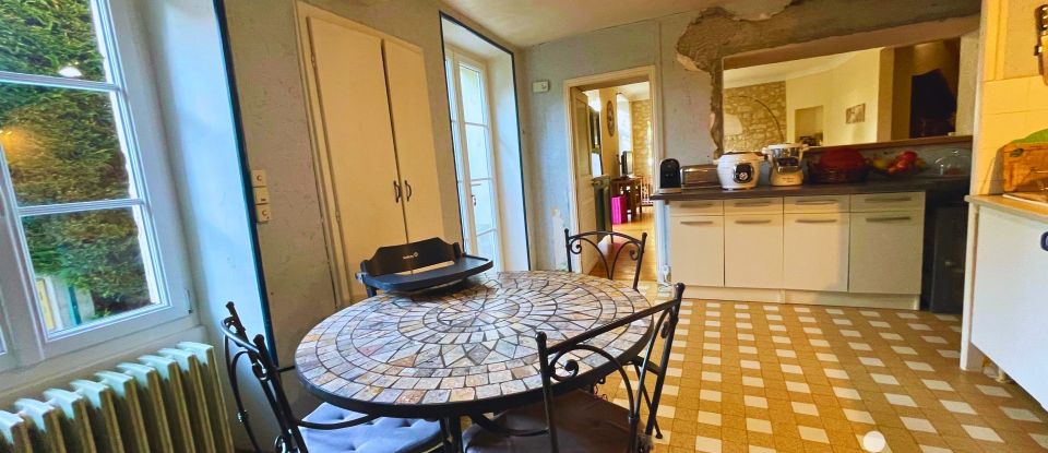 Maison 7 pièces de 177 m² à Mesves-sur-Loire (58400)