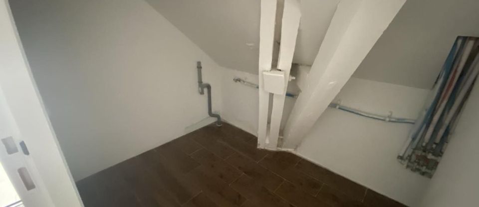 Apartment 4 rooms of 76 m² in Le Mans (72000)