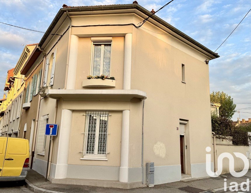 Town house 3 rooms of 83 m² in Avignon (84000)