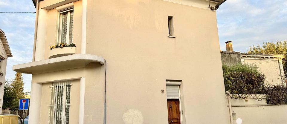 Town house 3 rooms of 83 m² in Avignon (84000)