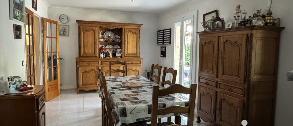 Traditional house 4 rooms of 106 m² in Rousson (30340)