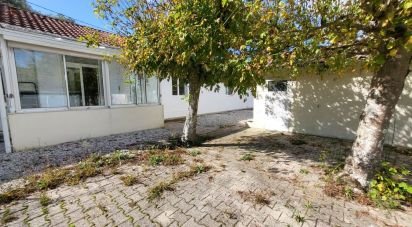 House 4 rooms of 100 m² in Le Verdon-sur-Mer (33123)