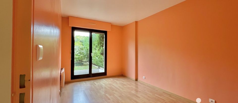 Appartement 3 pièces de 64 m² à L'Haÿ-les-Roses (94240)