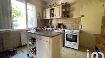 Traditional house 3 rooms of 65 m² in Ollioules (83190)