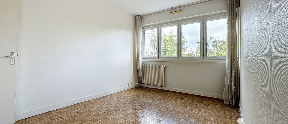 Appartement 3 pièces de 65 m² à Chatou (78400)