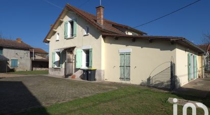 Village house 7 rooms of 180 m² in Saint-Priest-Bramefant (63310)