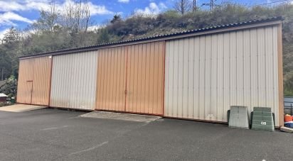 Commercial walls of 400 m² in Saint-Georges (15100)