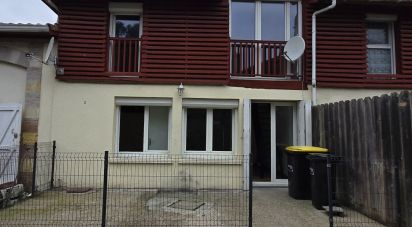 Duplex 3 pièces de 81 m² à Hostens (33125)