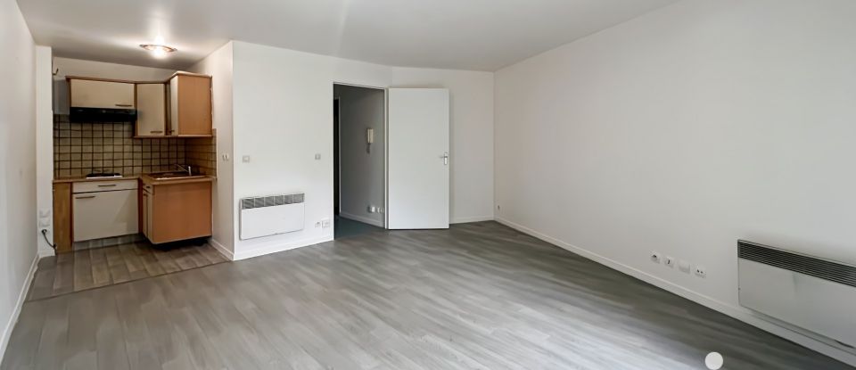 Apartment 1 room of 30 m² in Gonesse (95500)