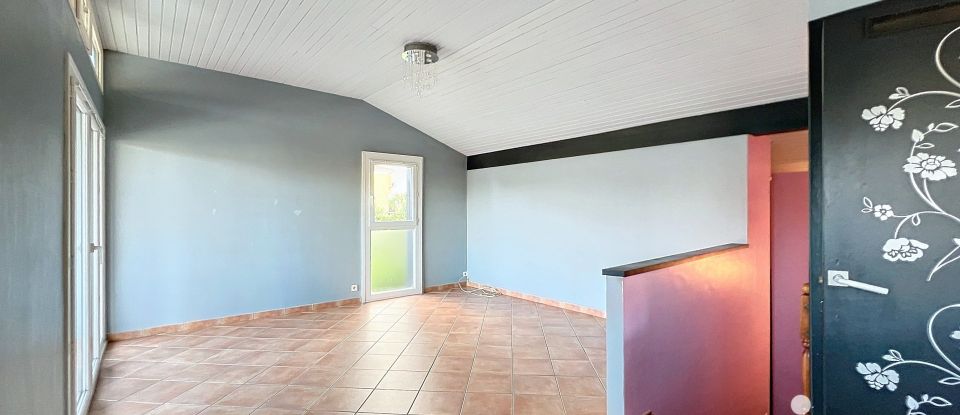 Maison 4 pièces de 81 m² à Alès (30100)