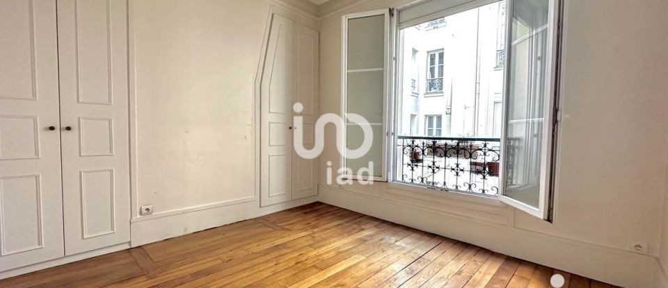 Appartement 5 pièces de 93 m² à Paris (75017)