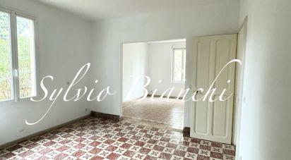 House 4 rooms of 95 m² in Saint-Rémy-de-Provence (13210)