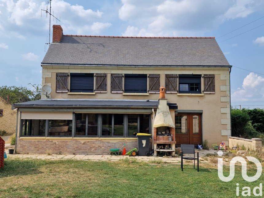 Maison de campagne 5 pièces de 143 m² à Montreuil-Bellay (49260)