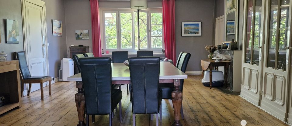 Maison de ville 9 pièces de 321 m² à Castillon-la-Bataille (33350)