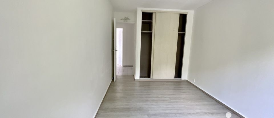 Appartement 4 pièces de 84 m² à Évry (91000)