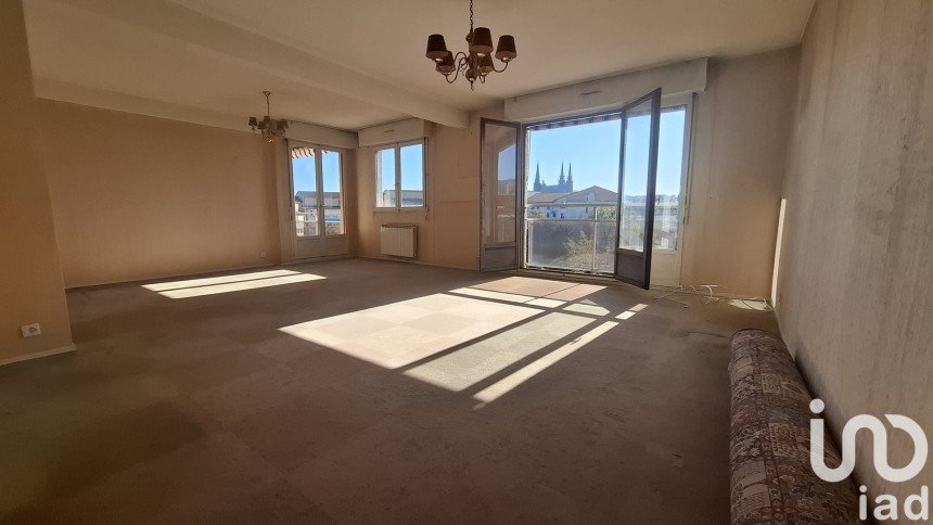 Apartment 4 rooms of 105 m² in Clermont-Ferrand (63000)