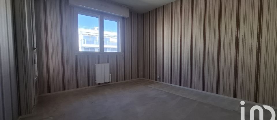 Apartment 4 rooms of 105 m² in Clermont-Ferrand (63000)