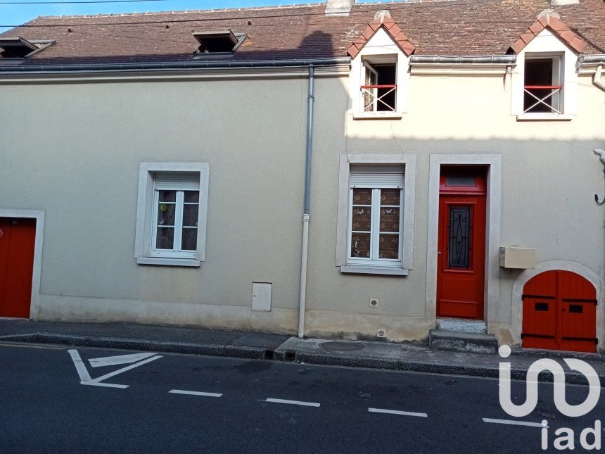 Town house 5 rooms of 90 m² in Mamers (72600)