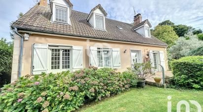 Traditional house 6 rooms of 145 m² in Dammartin-en-Goële (77230)