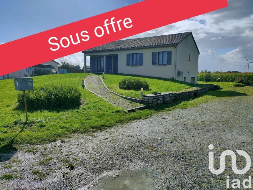 Maison 5 pièces de 90 m² à Leigné-les-Bois (86450)