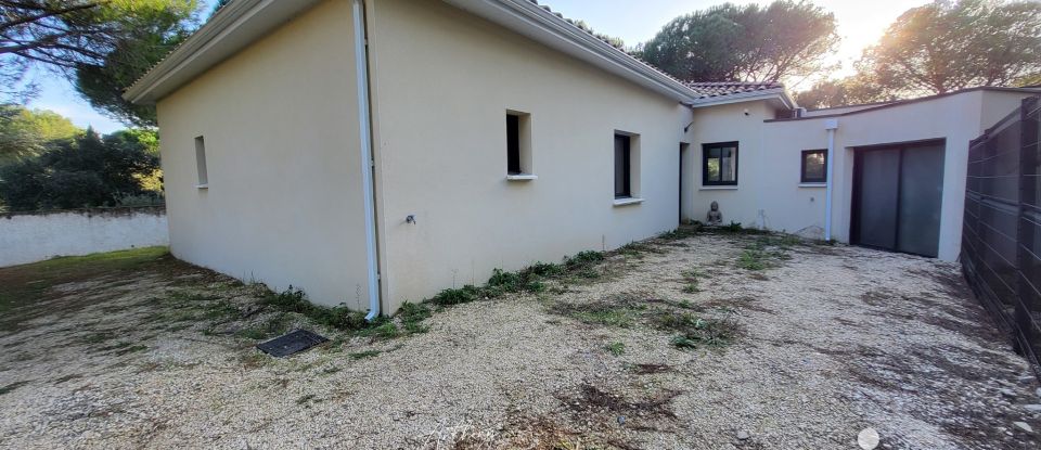 Maison 6 pièces de 156 m² à Nages-et-Solorgues (30114)