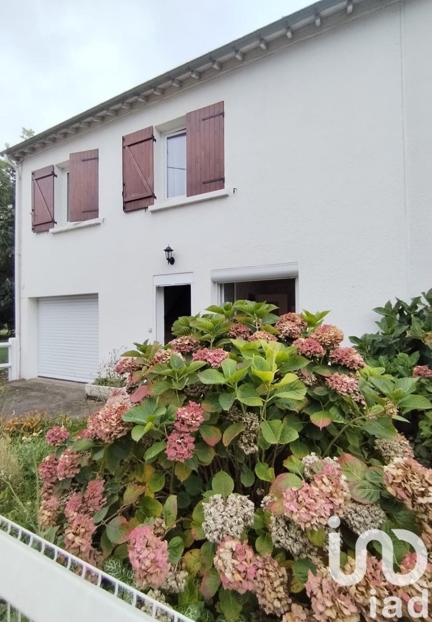 Maison traditionnelle 4 pièces de 78 m² à Angerville (91670)