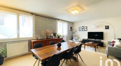 Maison 5 pièces de 130 m² à Malintrat (63510)