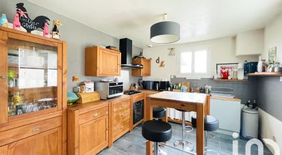 Maison 5 pièces de 130 m² à Malintrat (63510)