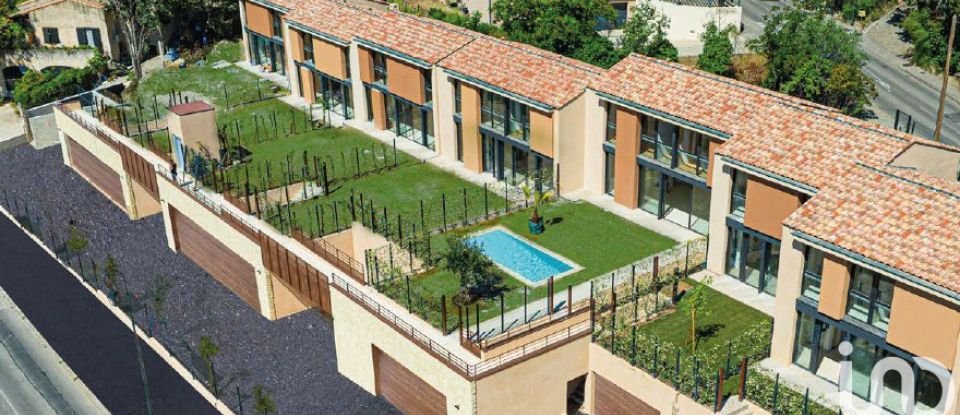 House 4 rooms of 119 m² in Éguilles (13510)