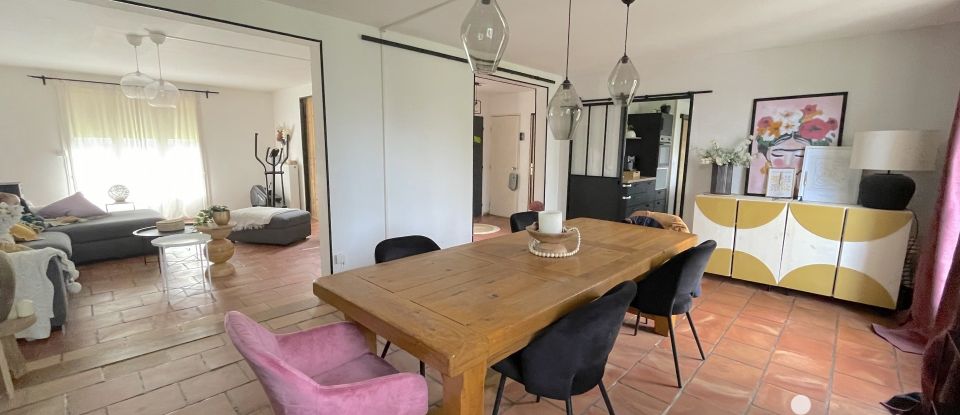 Maison 7 pièces de 190 m² à Étiolles (91450)