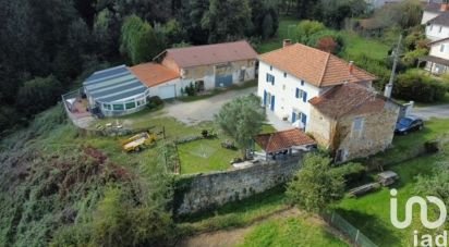 Maison de village 4 pièces de 127 m² à - (16270)