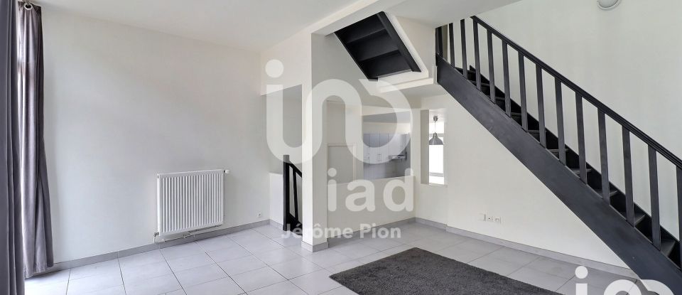 Town house 5 rooms of 98 m² in Tours (37100)