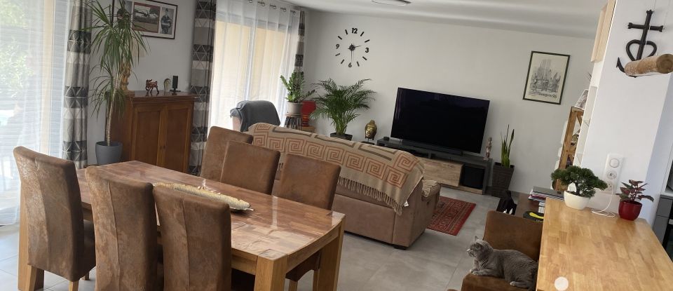 Maison 6 pièces de 180 m² à Carpentras (84200)