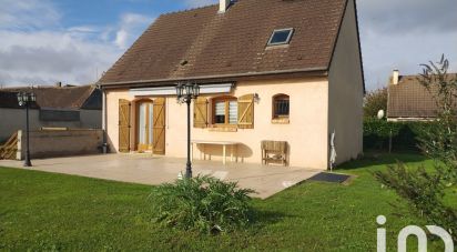 Traditional house 5 rooms of 110 m² in Ézy-sur-Eure (27530)