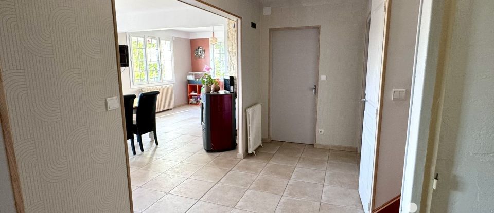 Maison 7 pièces de 109 m² à Arsonval (10200)