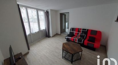 Apartment 1 room of 40 m² in Orgelet (39270)