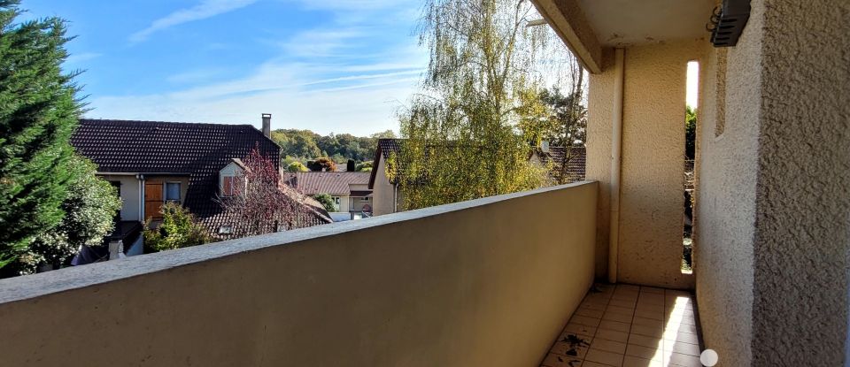 Appartement 3 pièces de 69 m² à Lons (64140)