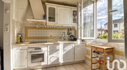 House 5 rooms of 68 m² in Mantes-la-Ville (78711)