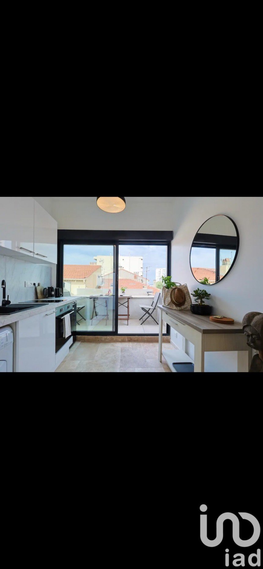 Duplex 2 pièces de 30 m² à Toulon (83000)