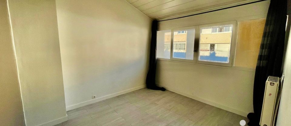 Maison 5 pièces de 75 m² à Louvres (95380)