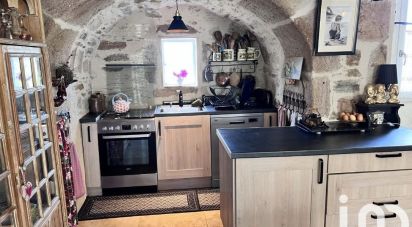 Traditional house 5 rooms of 116 m² in Aynac (46120)